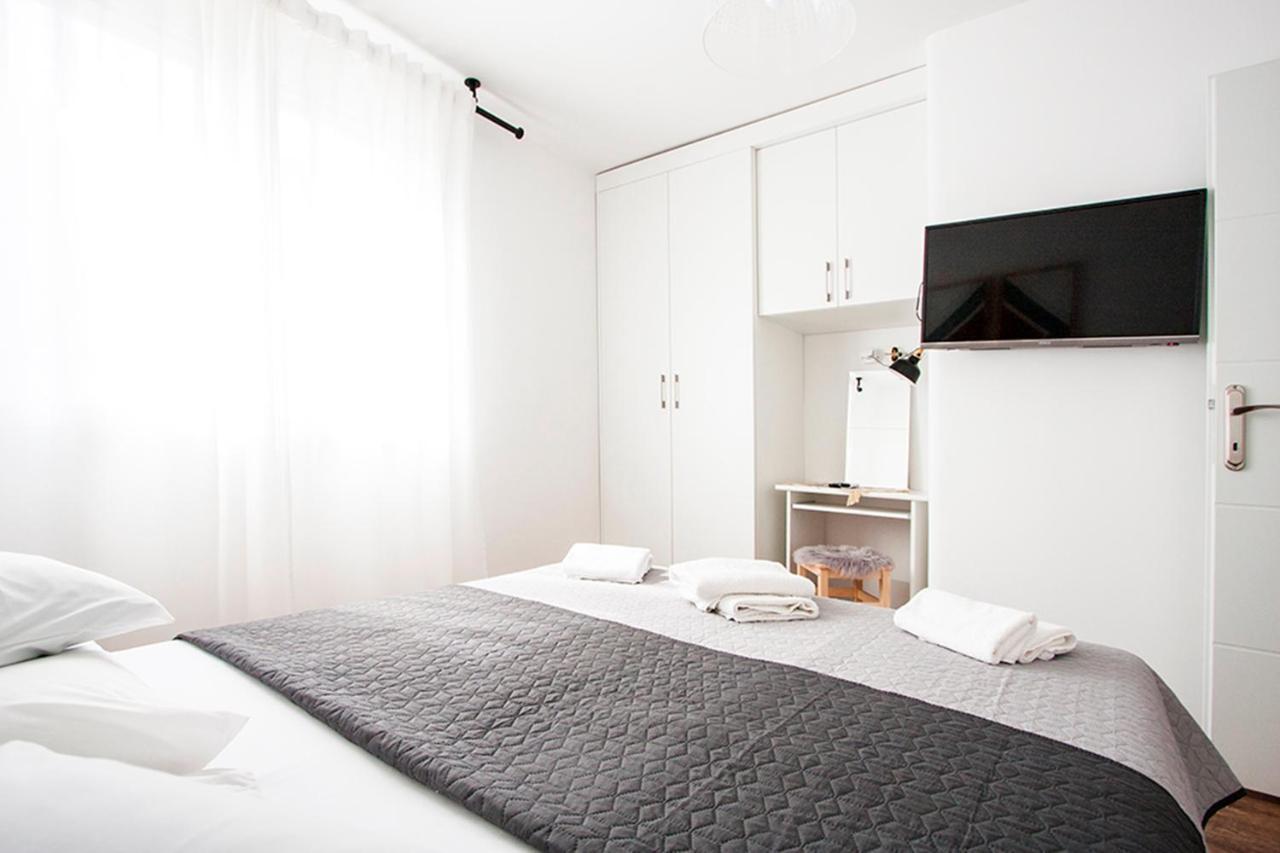 Paradise Beach Apartments Rovinj Exterior photo
