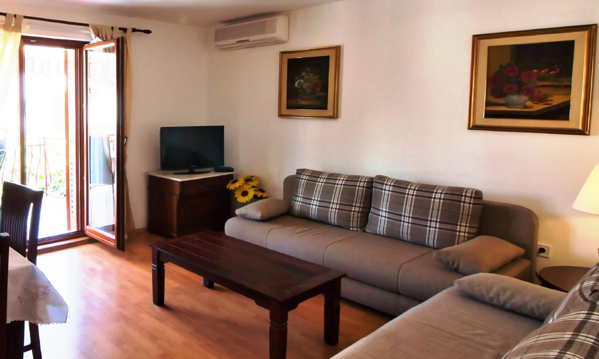 Paradise Beach Apartments Rovinj Exterior photo