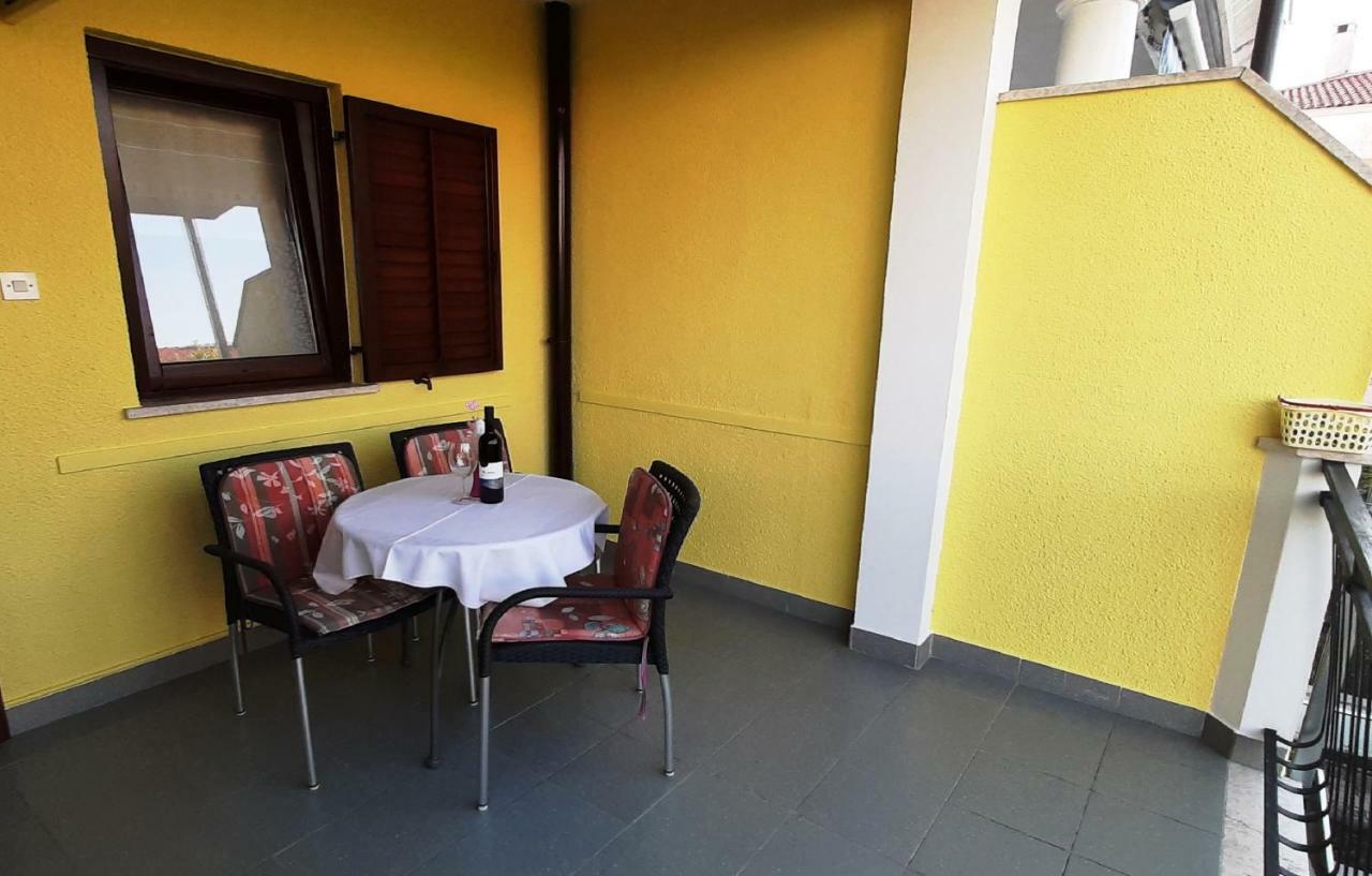 Paradise Beach Apartments Rovinj Exterior photo